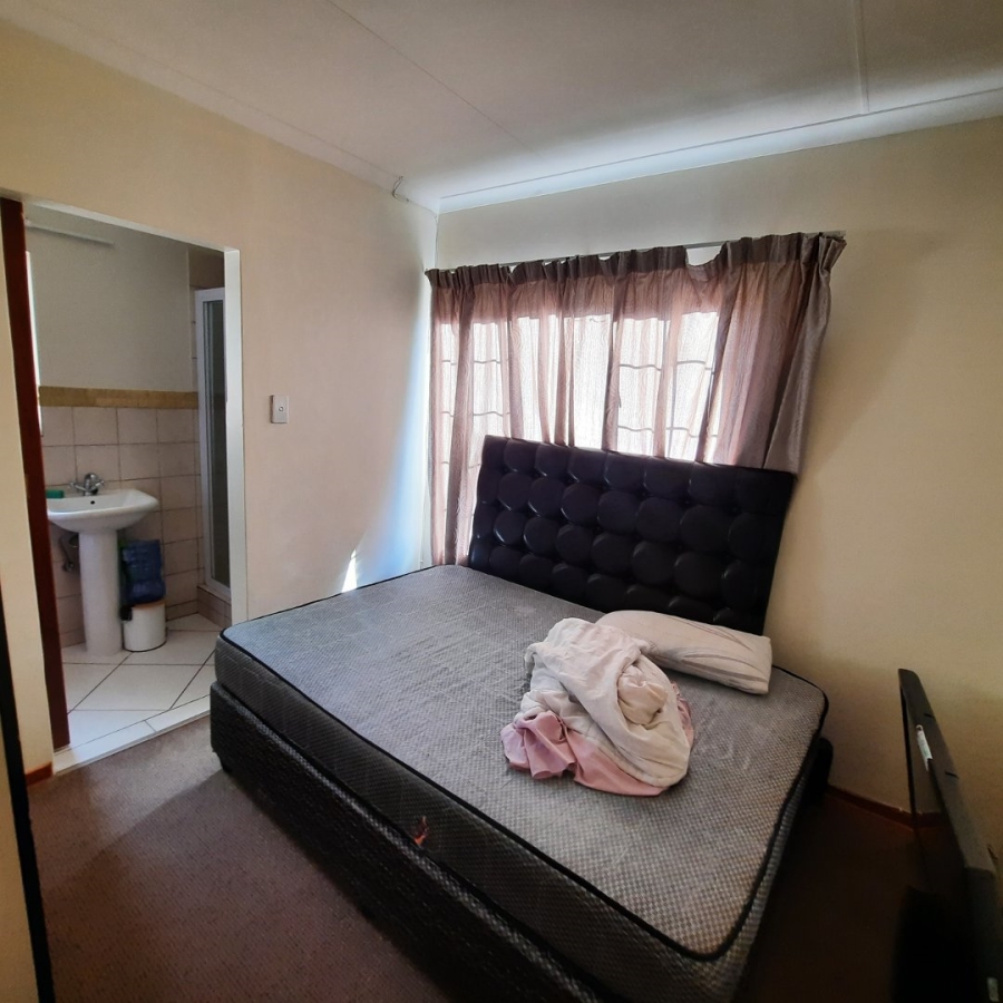 3 Bedroom Property for Sale in Hillside Free State